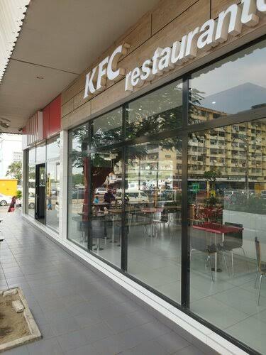 Fachada de um restaurante em Maputo